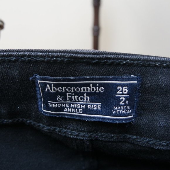 A&F Black Jeans with Frayed Bottem - Picture 3 of 3